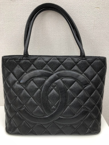 CHANEL シャネル 復刻トート　キャビアスキン